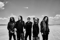 «Korn» представили моторошний кліп «Can You Hear Me»