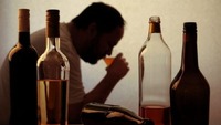 Потрібна лише пляшка і замовляння: мольфар назвав найсильніший ритуал від алкоголізму