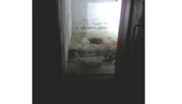 Горе-матір викинула немовля у вуличний туалет на Рівненщині (ФОТО)