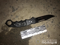 Підліток вдарив ножем пенсіонера на Рівненщині (ФОТО)