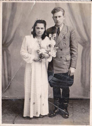 Поліщук Ганна Тарасівна з чоловіком Іваном Баранецьким 1954-55 рік