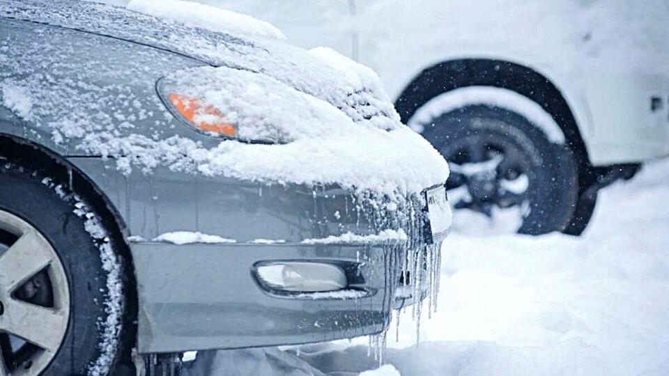 Як захистити замки та дзеркала автомобіля від морозу: Поради європейських автоекспертів