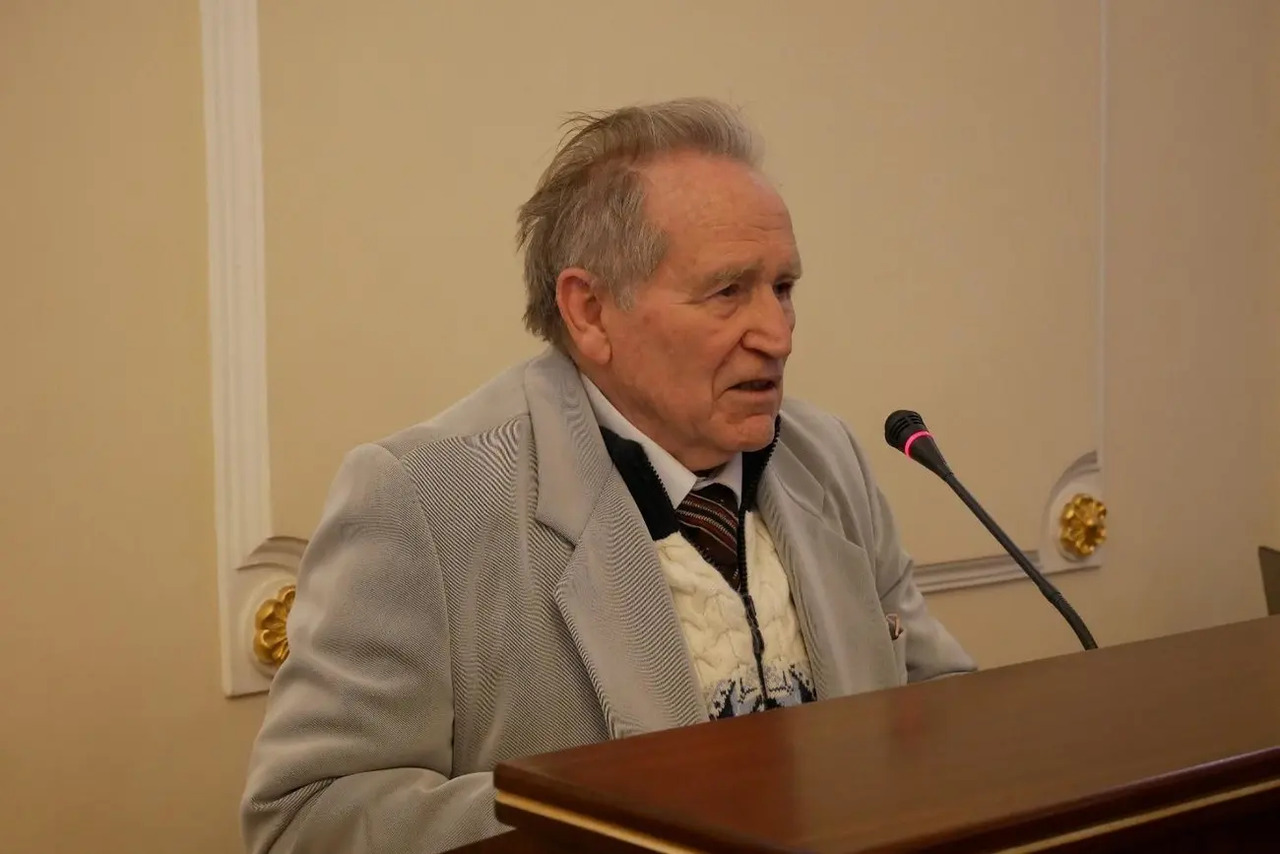 На фото - Володимир Красноруцький