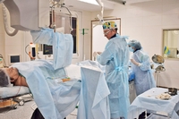 Унікальна операція пацієнту з COVID-19 успішно завершилась у Рівному (ФОТО)