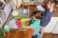 Як мити посуд, аби прискорити цей процес