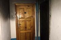 Рівнянину спалили вхідні двері квартири (ФОТО)
