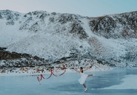 Втілила мрію – станцювала на ковзанах на високогірному озері (ФОТО)