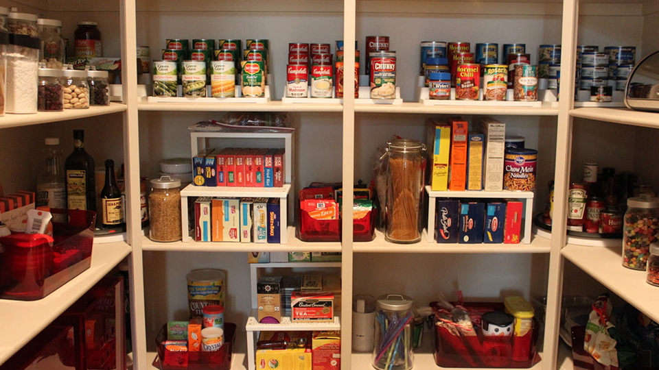 Говорити «кладовка» неправильно: Як українською називати приміщення для зберігання речей