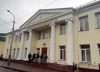 Озброєні охоронці беруть під варту Рівненський апеляційний суд (ФОТО)