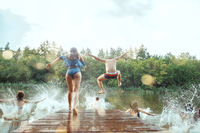 Вчені розповіли,  які інфекції можна підхопити під час літнього купання