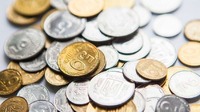 Українські копійки продають за шалені гроші: Які дві монети шукають колекціонери (ФОТО)