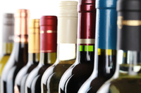Мінекономіки передумало підіймати ціни на алкоголь? Вино мало набрати 70% до своєї вартості