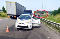 Смертельна ДТП на околиці Рівного: поліцейські із Закарпаття збили пішохода на трасі Київ - Чоп