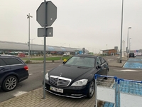 Водія з Рівненщини спіймали на неправильному паркуванні у Варшаві 
