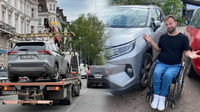 «Мою машину евакуювали в Одесі»: відомого активіста, який пересувається на візку, лишили у біді (ФОТО)