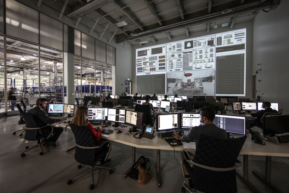 Mission control — робочий простір команди Олексія Пахунова