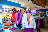 Популярний спортивний бренд йде з українського ринку: магазини закриються навесні