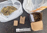 Розфасовані по пакетах і коробках: У двох чоловіків на Рівненщині знайшли понад пів тисячі патронів