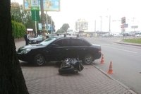 «Мотоцикліст у Рівному постраждав у ДТП через автомобіль Peugeot», - поліція