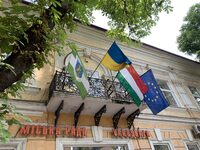 Заради вступу в ЄС: Україна йде на поступки Орбану в мовному питанні