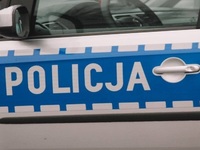 Проїхався по ногах офіцера та розбив чуже авто: українця у Польщі вгамовували пострілами (ФОТО)