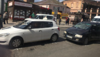 Навчальне авто потрапило у ДТП на центральній вулиці Рівного (ФОТО)